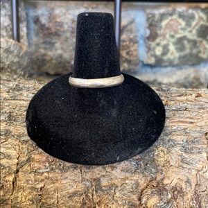 💙Simple Sterling Silver Band